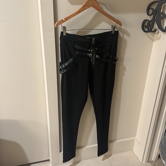 Amazing Vegan leather pants from London - Picture 5 of 6
